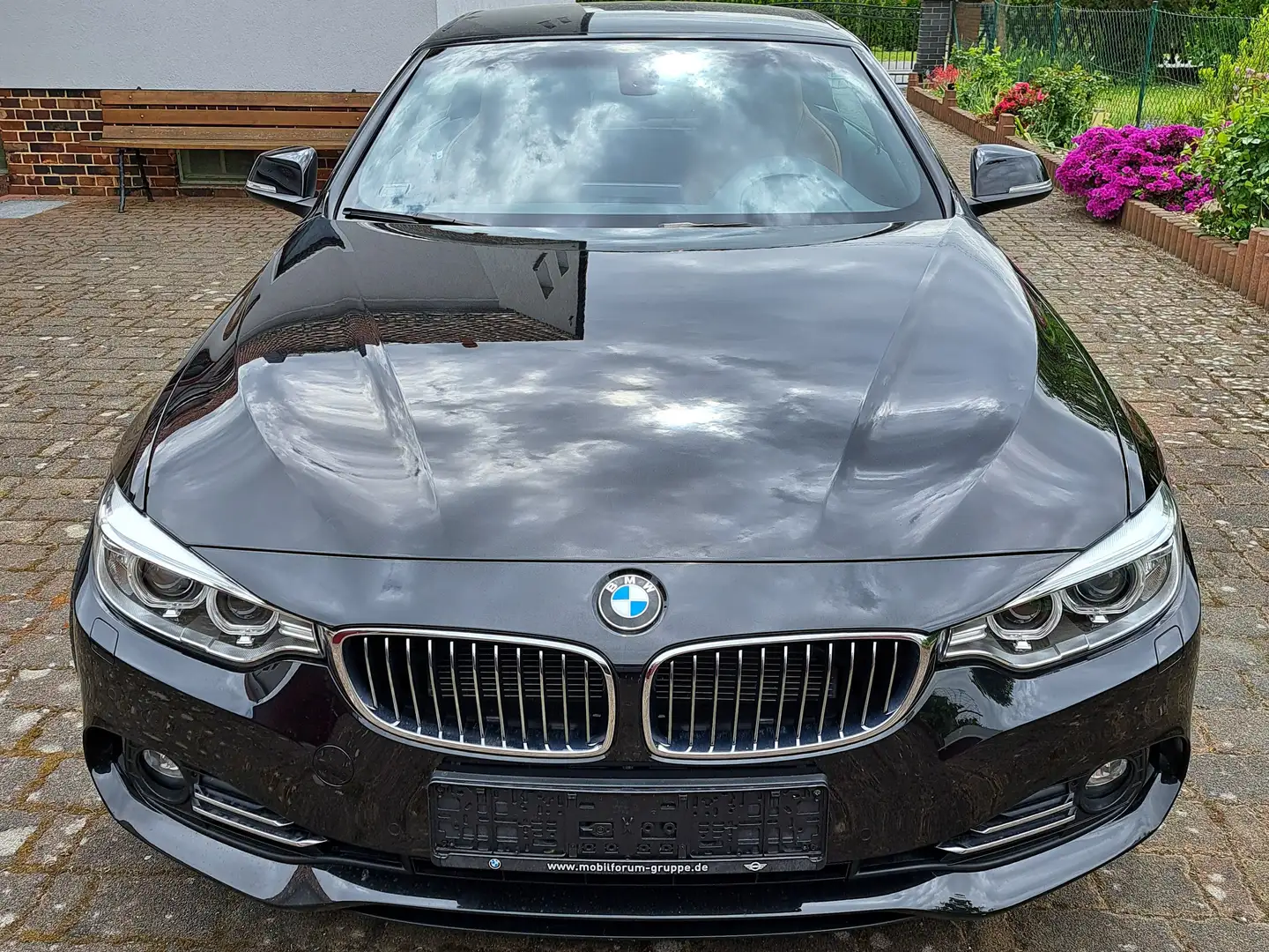 BMW 428 428i Cabrio Sport-Aut. Luxury Line Schwarz - 2