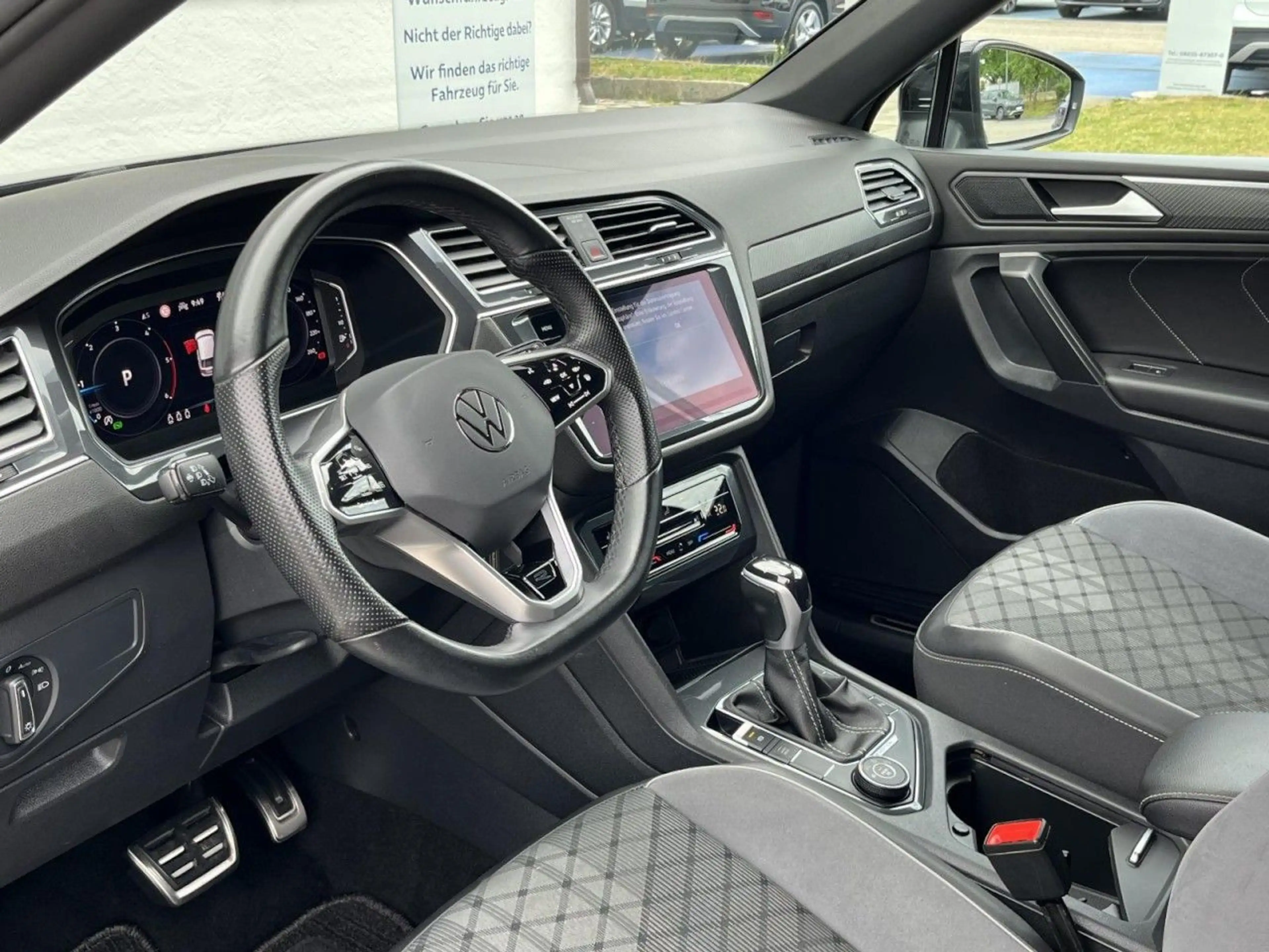 Volkswagen Tiguan Allspace 2,0 TDI DSG 4Motion R-Line Black — photo 13