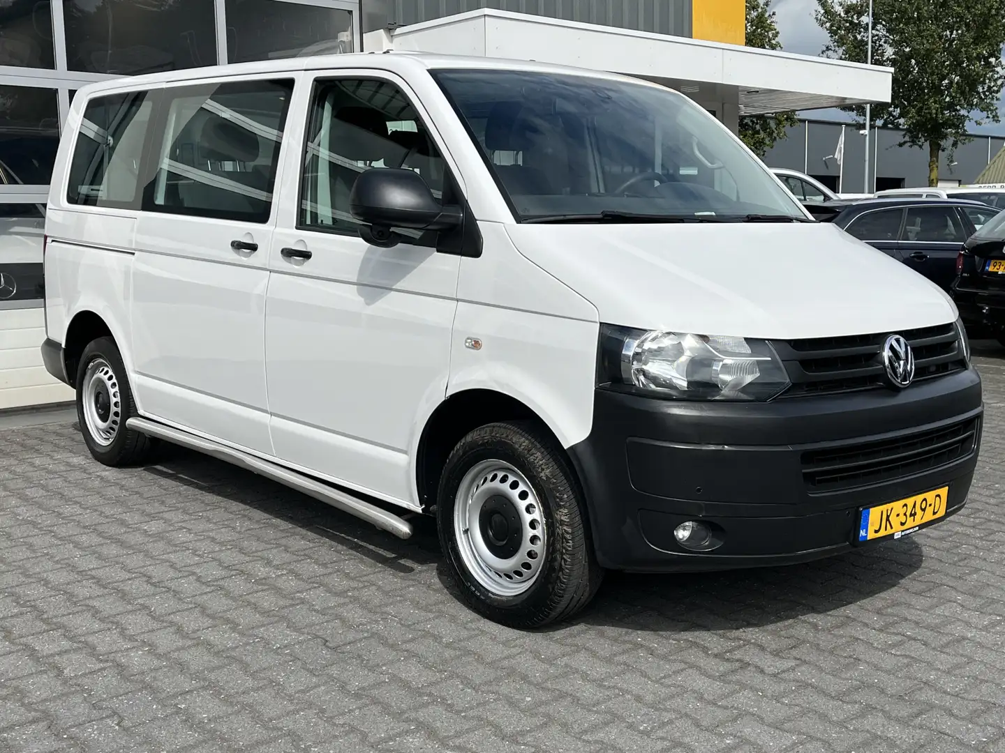 Volkswagen T5 Transporter 2.0 TDI L1H1 Kombi 9 persoons BTW en BPM vrij Airc Blanc - 1