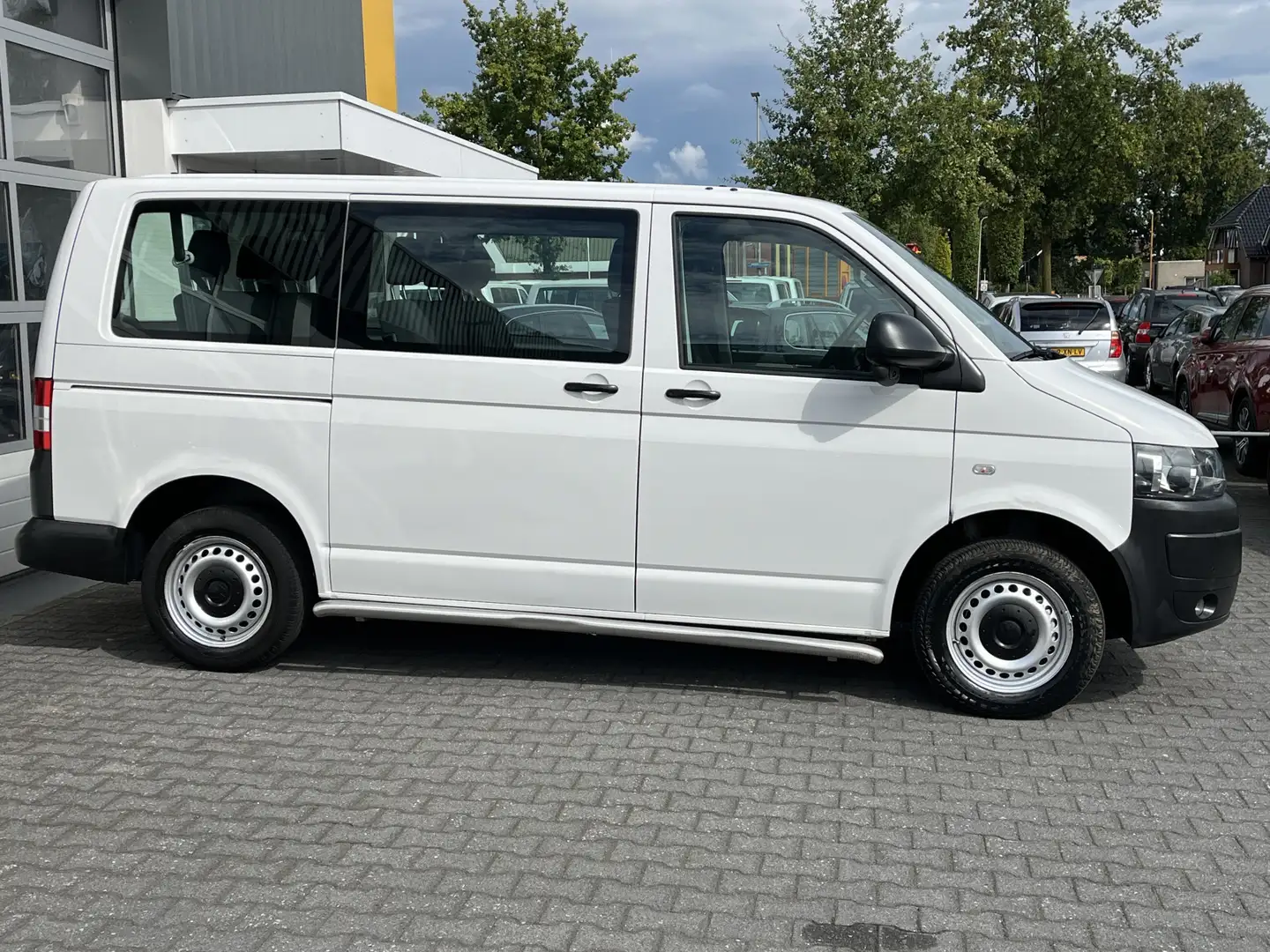 Volkswagen T5 Transporter 2.0 TDI L1H1 Kombi 9 persoons BTW en BPM vrij Airc Blanc - 2