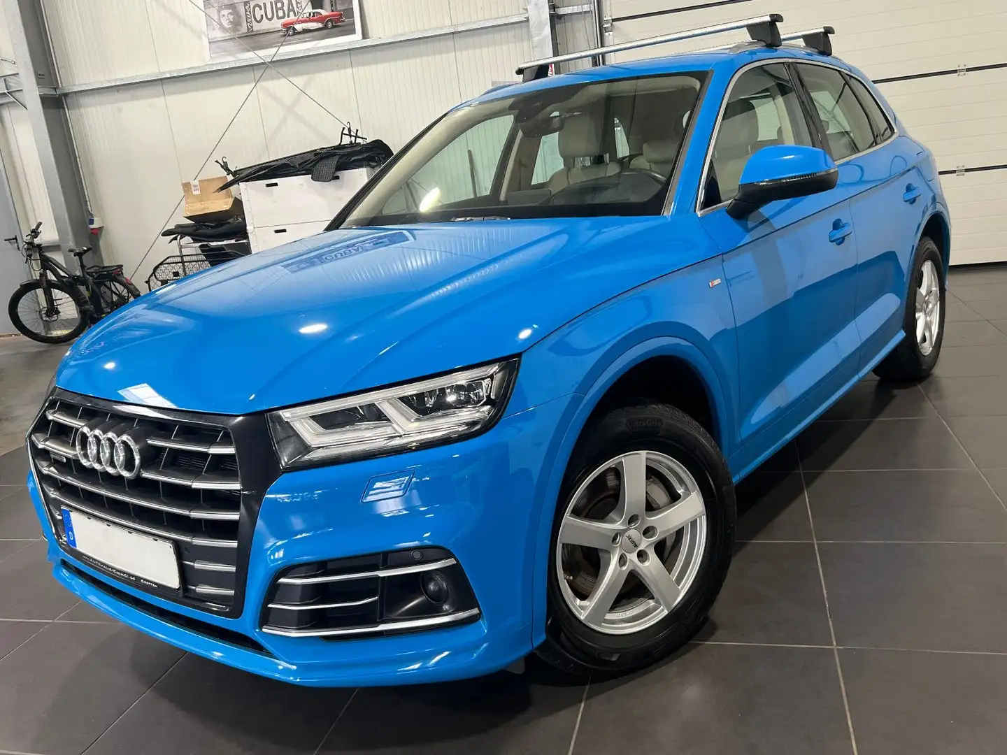 Audi Q5 55 TFSI e quattro Automatik *Navi*HUD*Leder* Bleu - 1