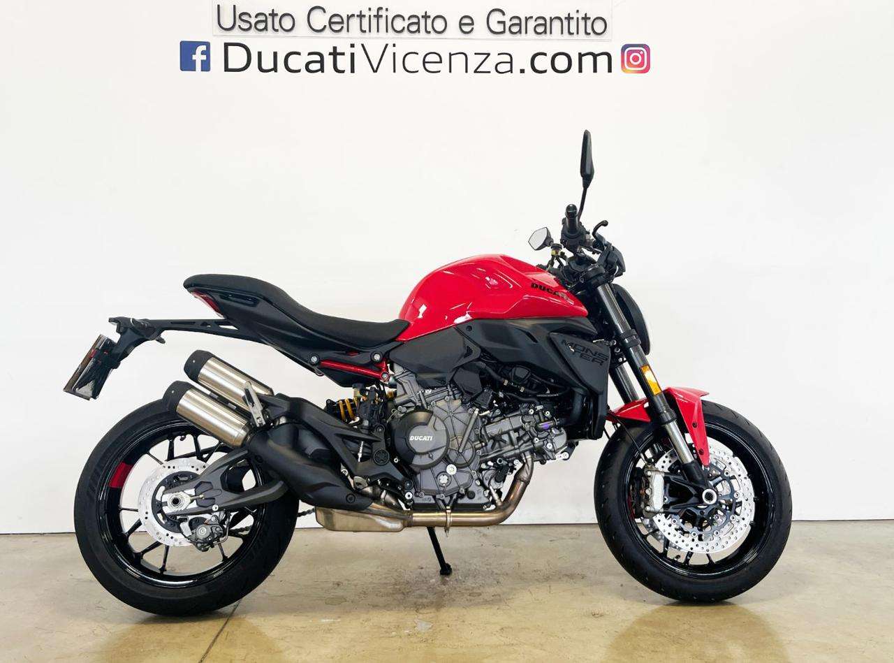 Ducati Monster 800 RED 2027