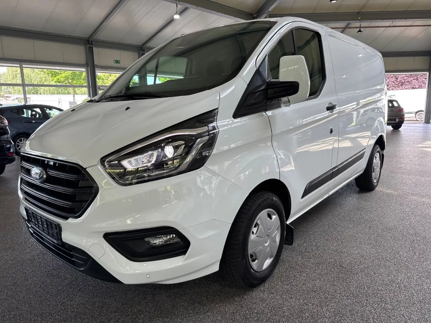 Ford Transit Custom 300L1 Trend Xenon Navi Winter PDC Weiß - 1