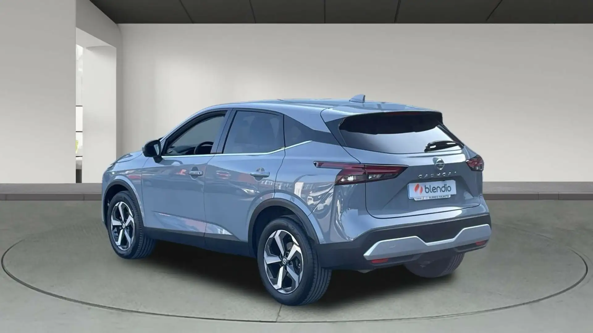 Nissan Qashqai 1.3 DIG-T mHEV 12V N-GO 4x2 103kW Gris - 2