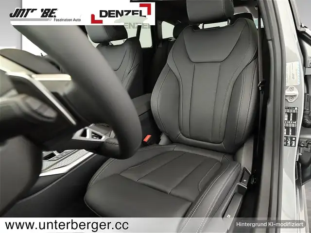 BMW 3 Series view 11