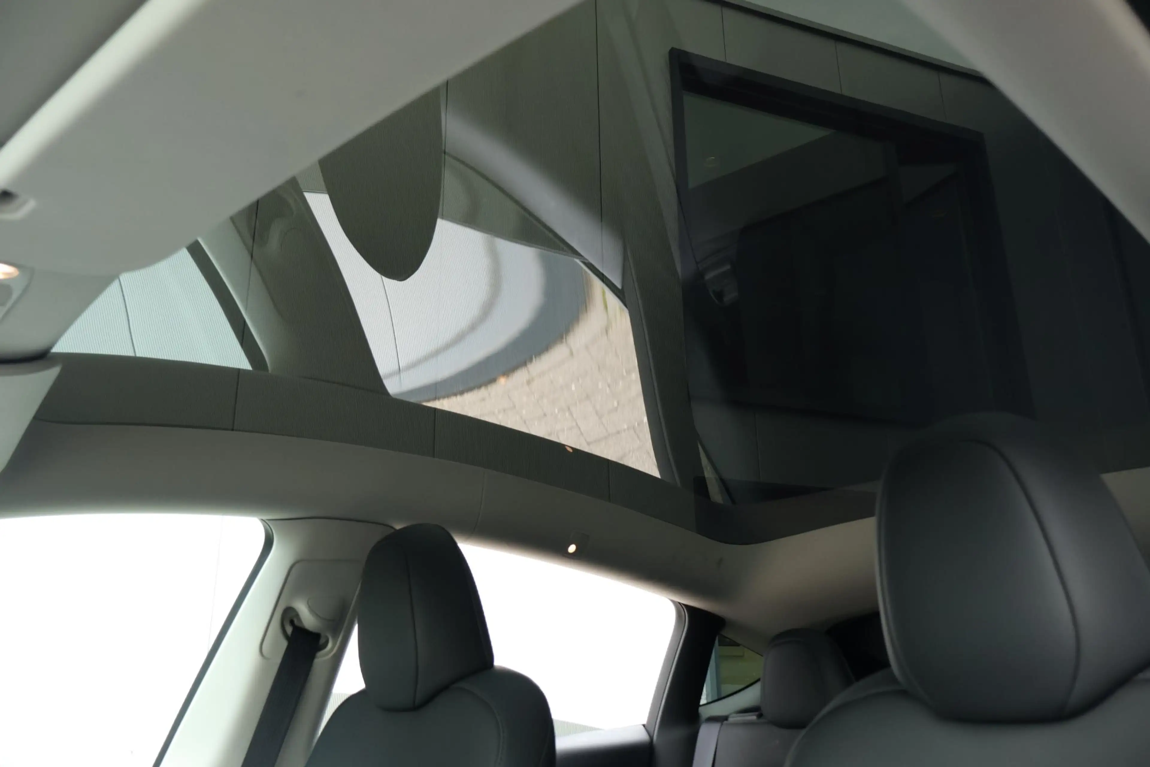 Tesla Model Y Long Range AWD 75 kWh / Trekhaak / Pano / Adaptive — photo 12