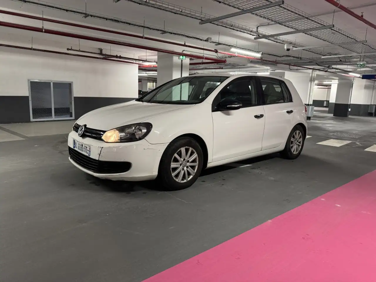 Volkswagen Golf 1.6 TDI 105 TRENDLINE BLUEMOTION 99G