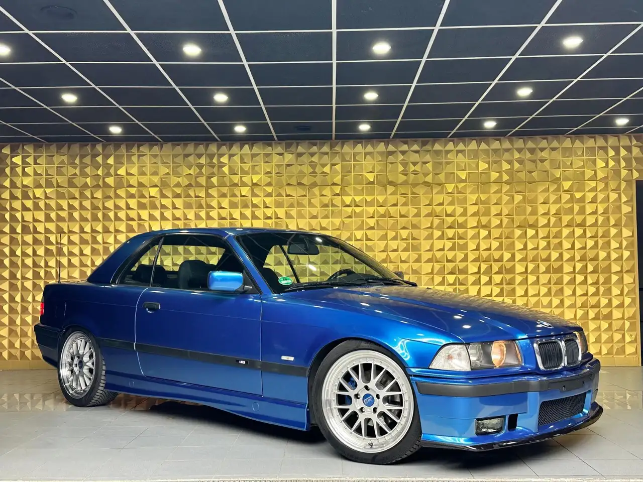 BMW 328 E36 328Cİ*CABRIO*KLIMA*MPAKET*SHZ*TAUSCH*HARDTOP, foto 2
