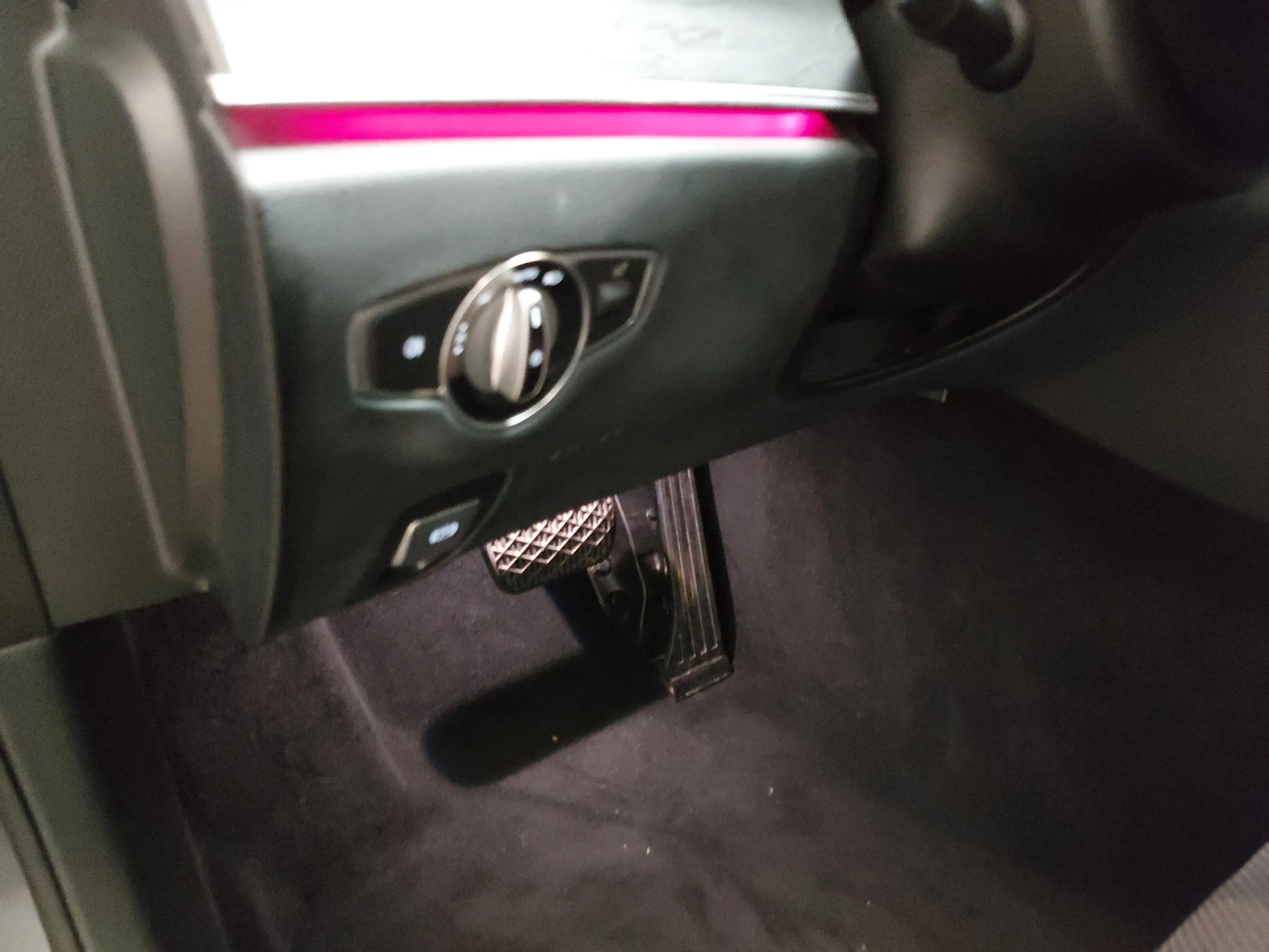 Mercedes-Benz E 300 E 300 NAVI TEMPO MFL SHZ VC KAMERA ACC LED MEMORY RFK — photo 7