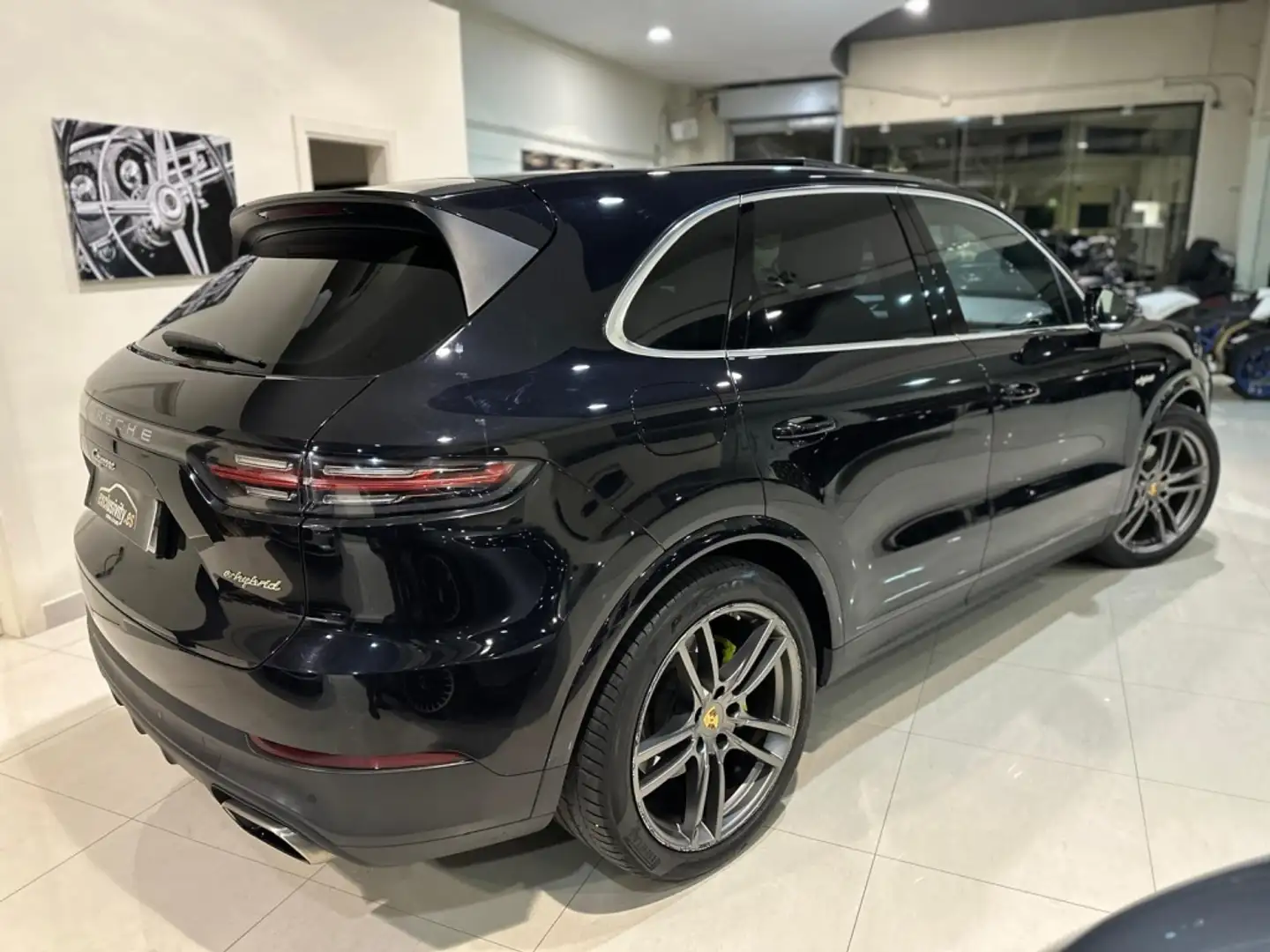 Porsche Cayenne E-Hybrid Aut. Noir - 2