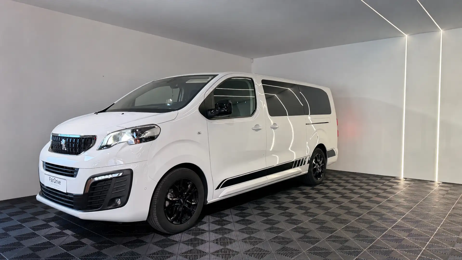 Peugeot Traveller 2.0 BlueHDi 180 Business VIP L3 (EU 6T) Weiß - 1