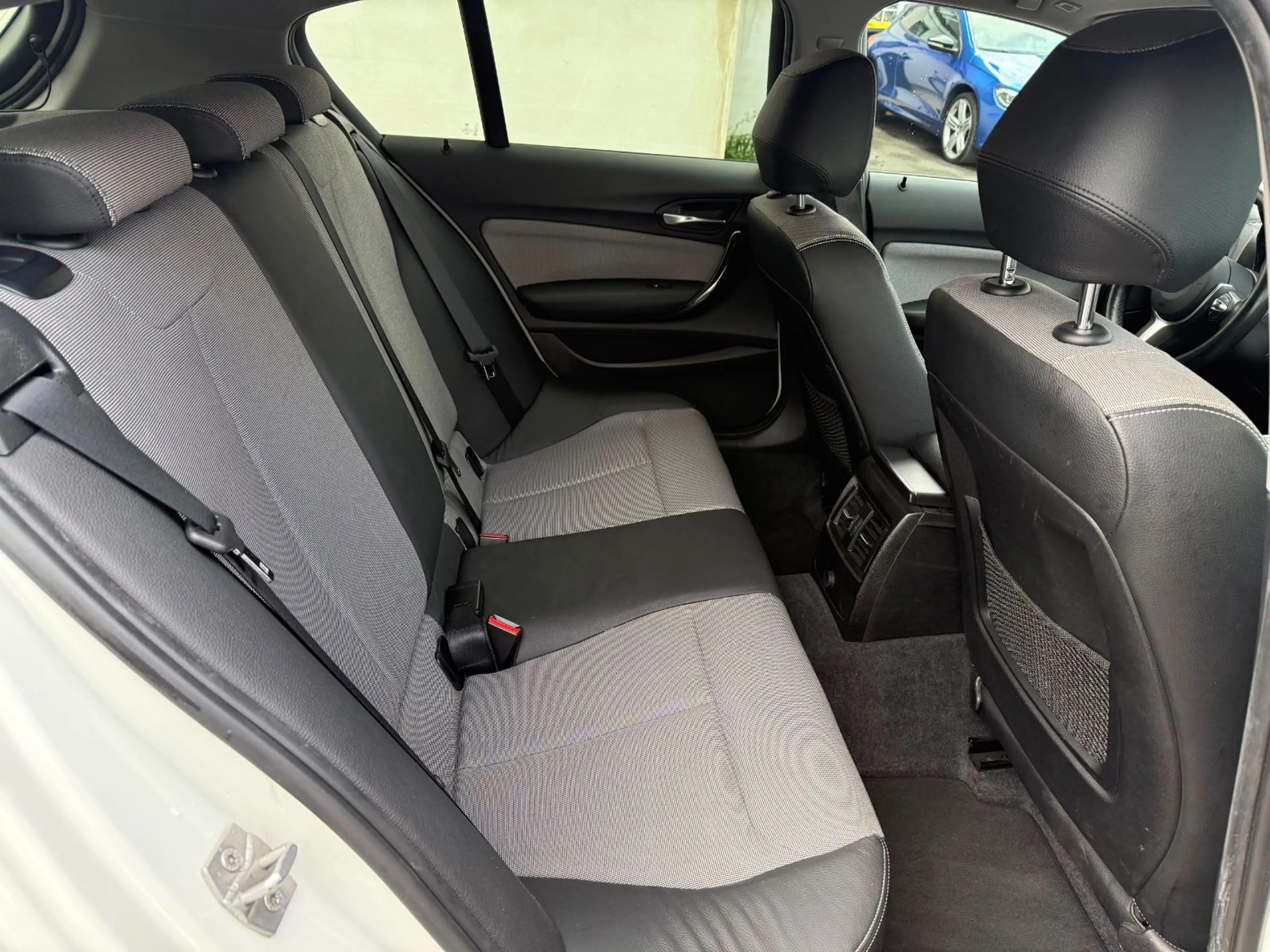 BMW 118 i Automatik*2.Hand*BiXenon*Navi*Kamera*AHK — photo 22