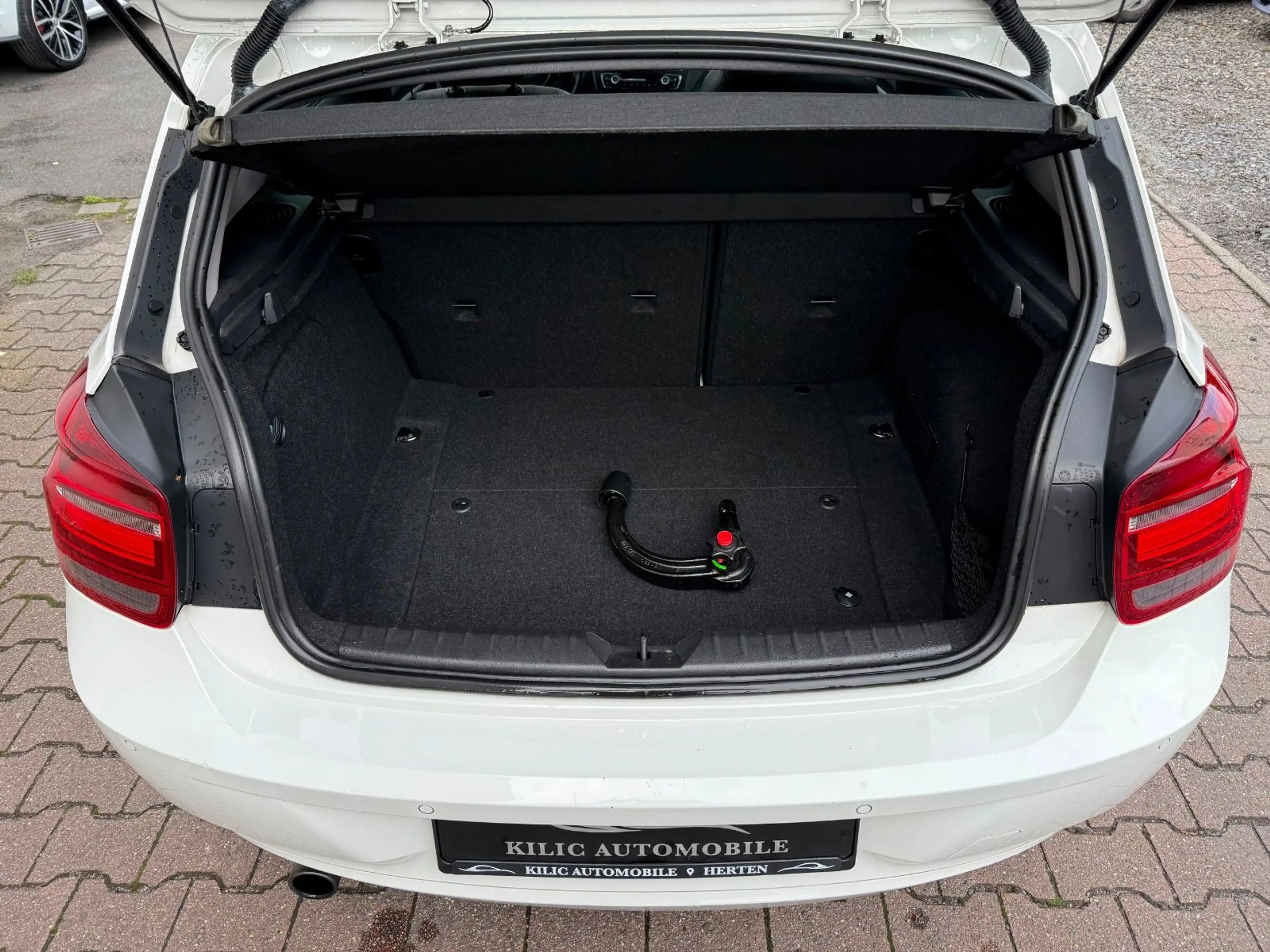 BMW 118 i Automatik*2.Hand*BiXenon*Navi*Kamera*AHK — photo 23