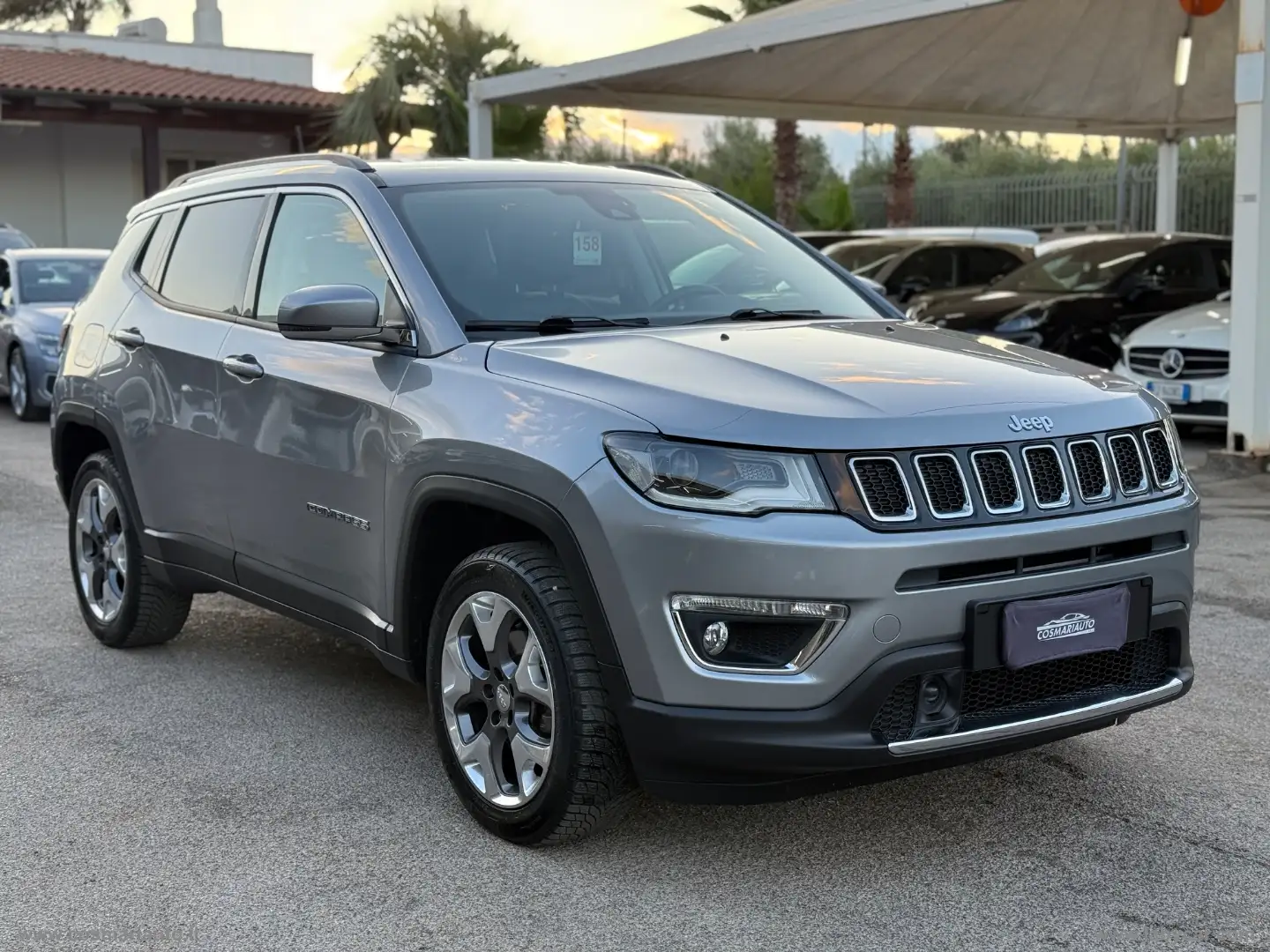 Jeep Compass 2.0 Mjt II aut. 4WD Limited Gris - 1