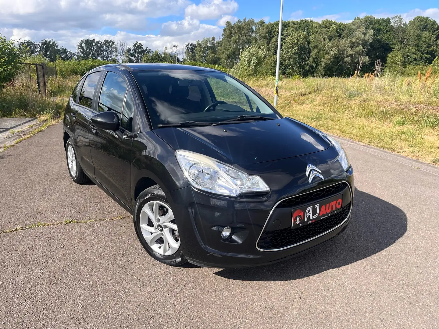 Citroen C3 1.4i Exclusive - 1