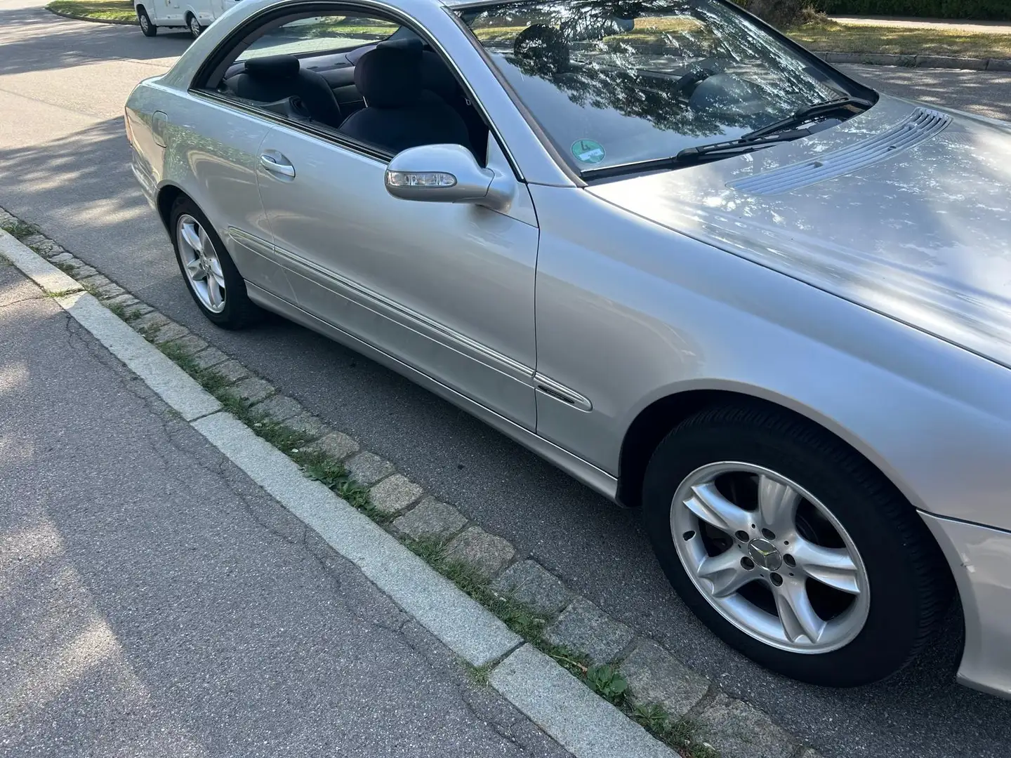 Mercedes-Benz CLK 240 CLK Coupe 240 Avantgarde Grau - 2