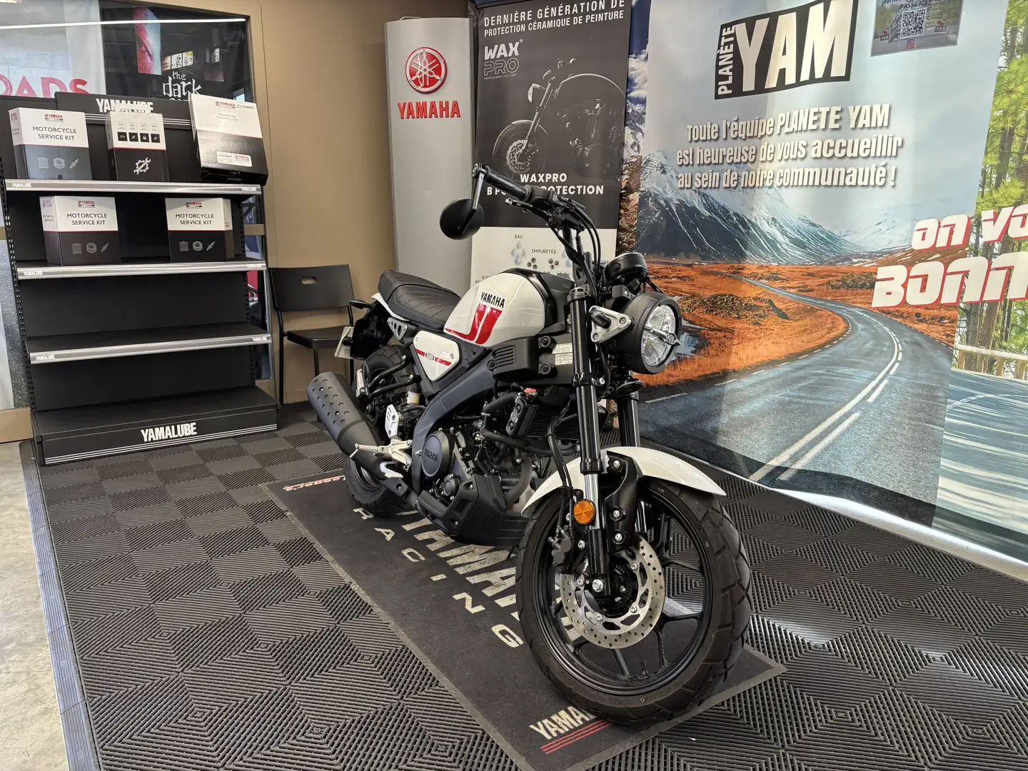 Yamaha XSR 125 Weiß - 2