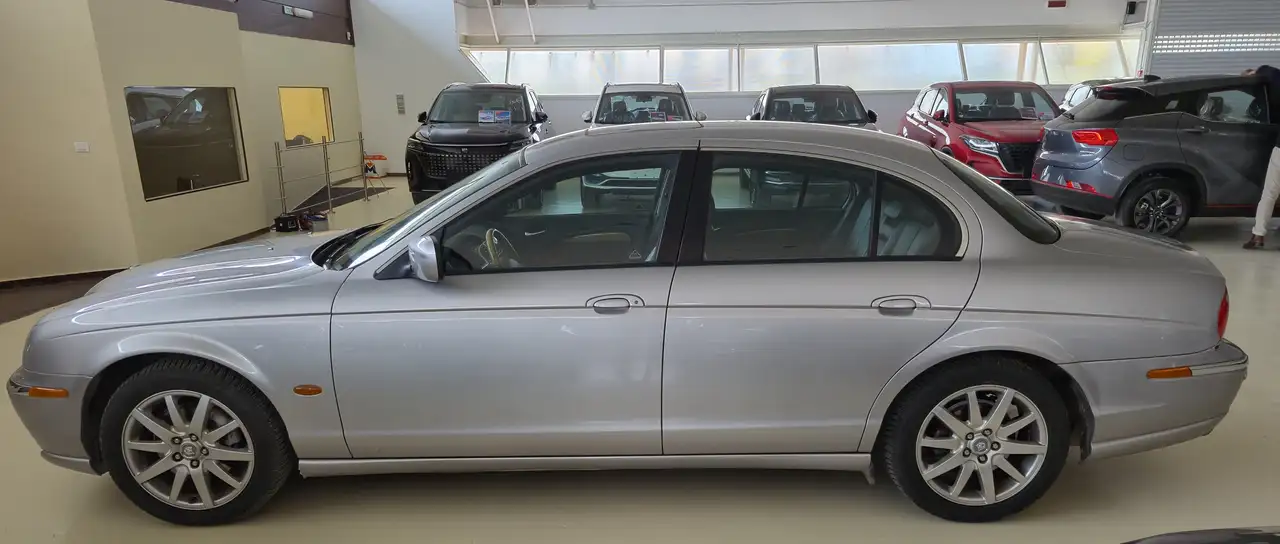 Jaguar S-Type 3.0 V6 Executive GPL, foto 4