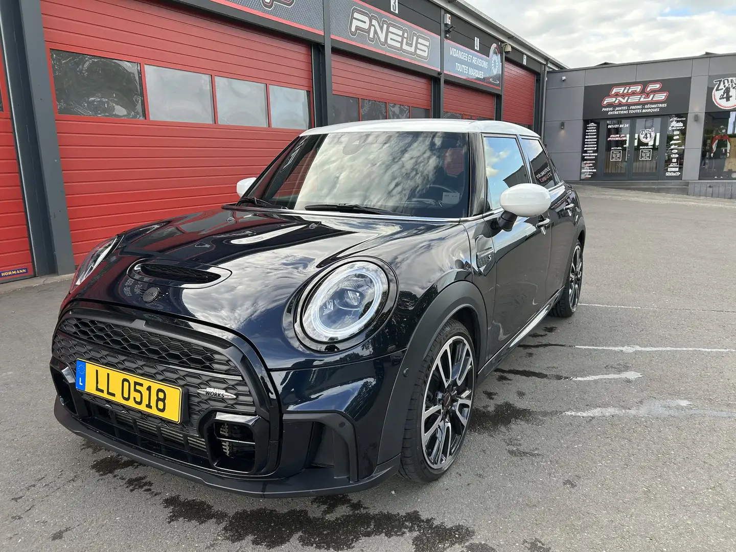 MINI Cooper S Jonh Cooper Works Bleu - 1
