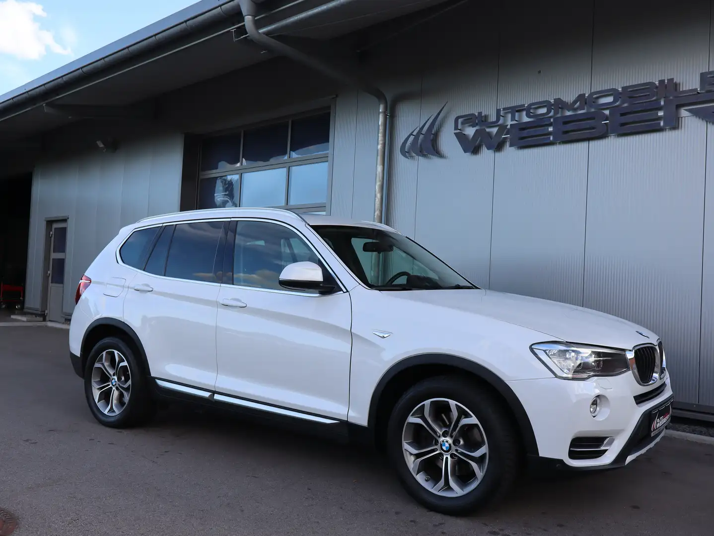 BMW X3 xDrive30d Aut. xLine *LEDER*PANORAMA*AHK*CAM*HIFI* Blanc - 1