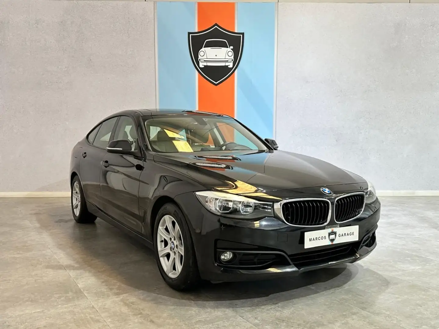 BMW 318 318d Gran Turismo Negro - 2