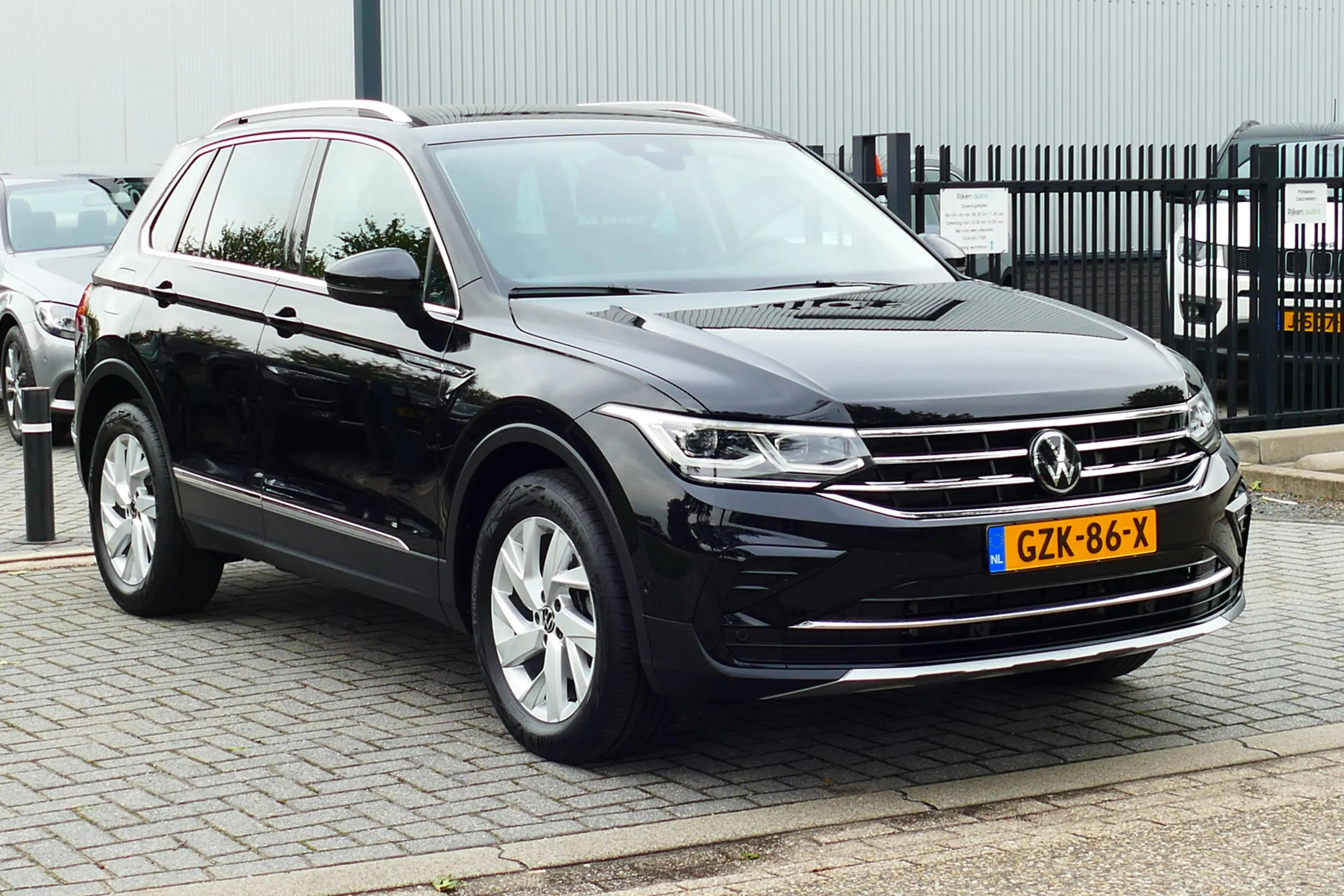 Volkswagen Tiguan 1.5 eTSI Life Edition. Adap Cruise, IQ Licht, Came