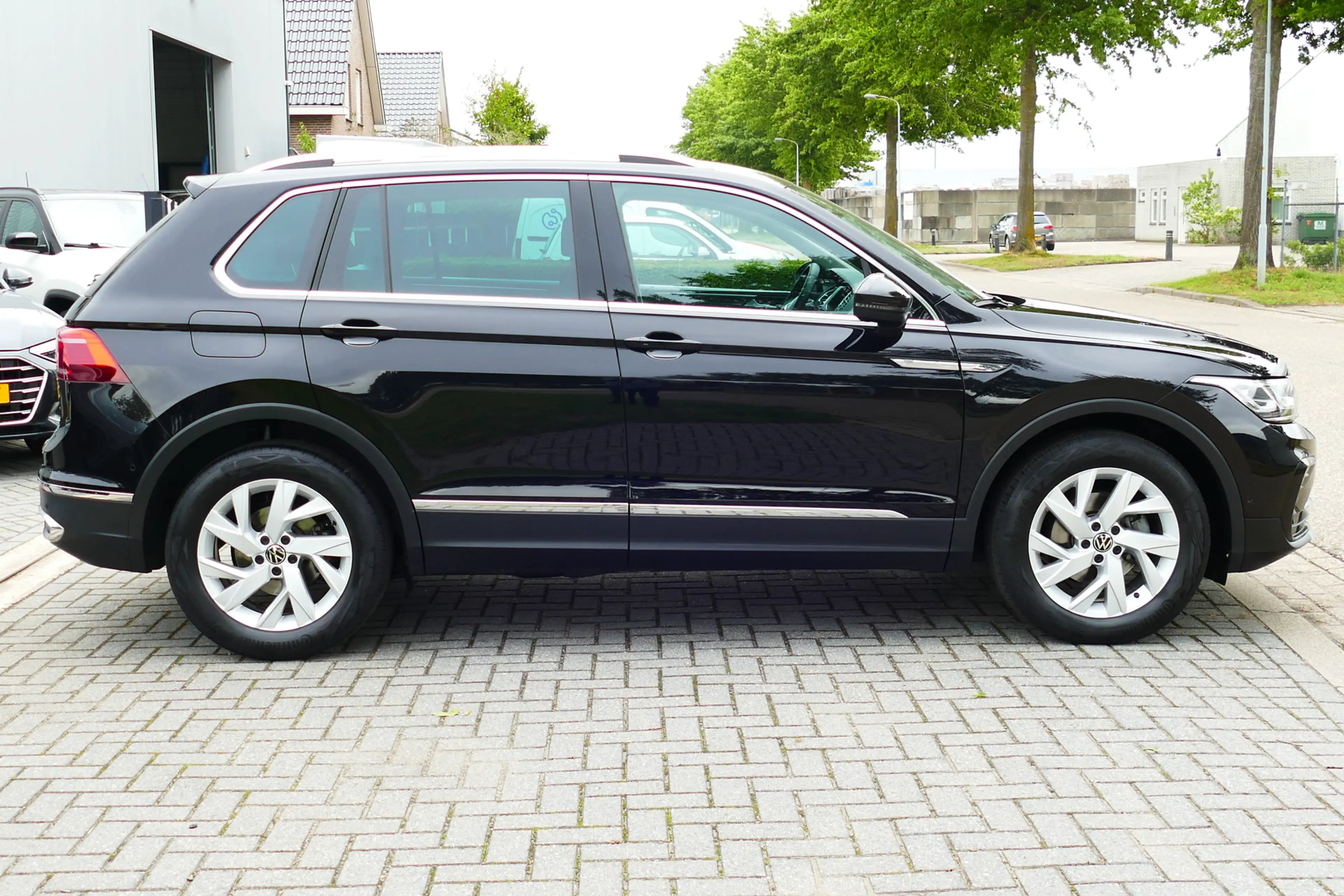 Volkswagen Tiguan 1.5 eTSI Life Edition. Adap Cruise, IQ Licht, Came — photo 9