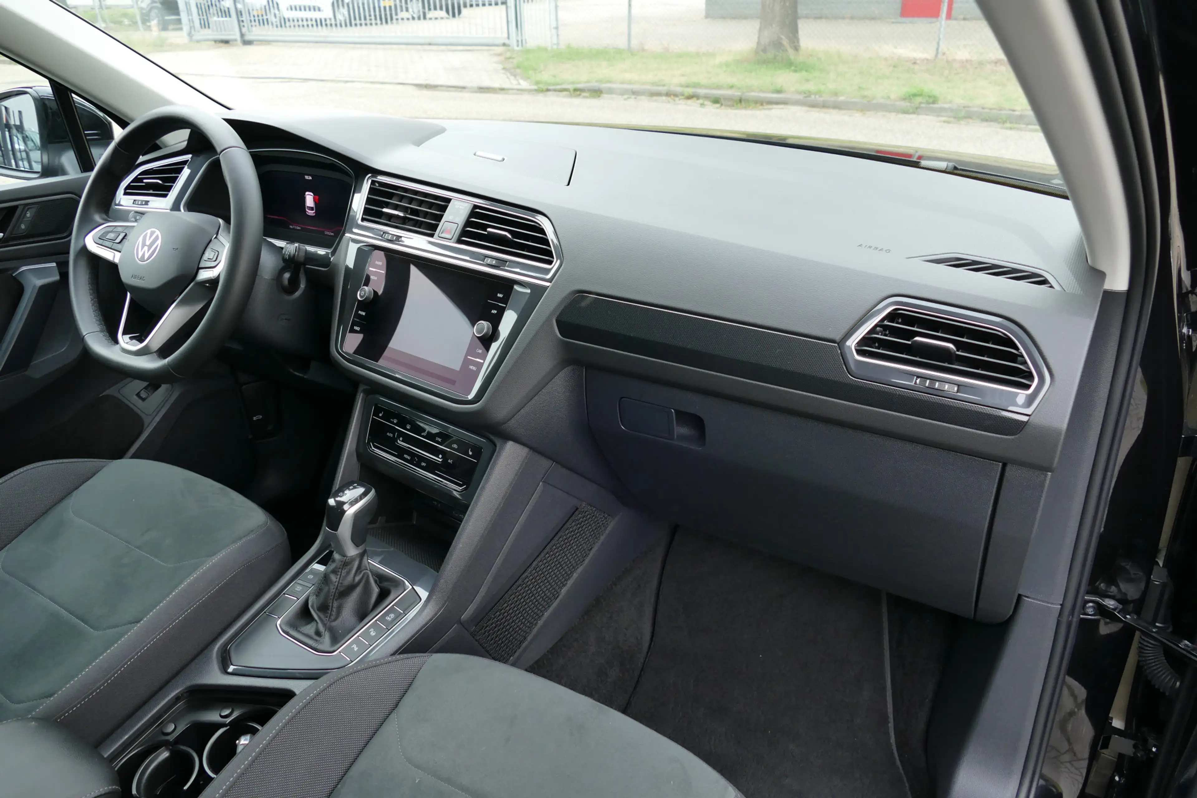 Volkswagen Tiguan 1.5 eTSI Life Edition. Adap Cruise, IQ Licht, Came — photo 5
