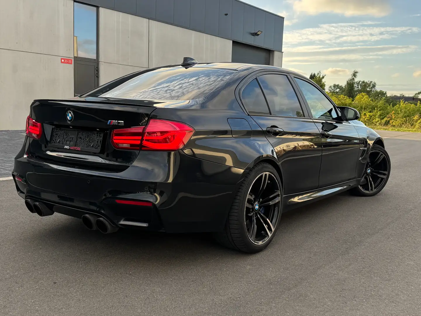 BMW M3 M3 DKG | HEAD UP | KEYLESS | REMUS | EXPORT! Zwart - 1