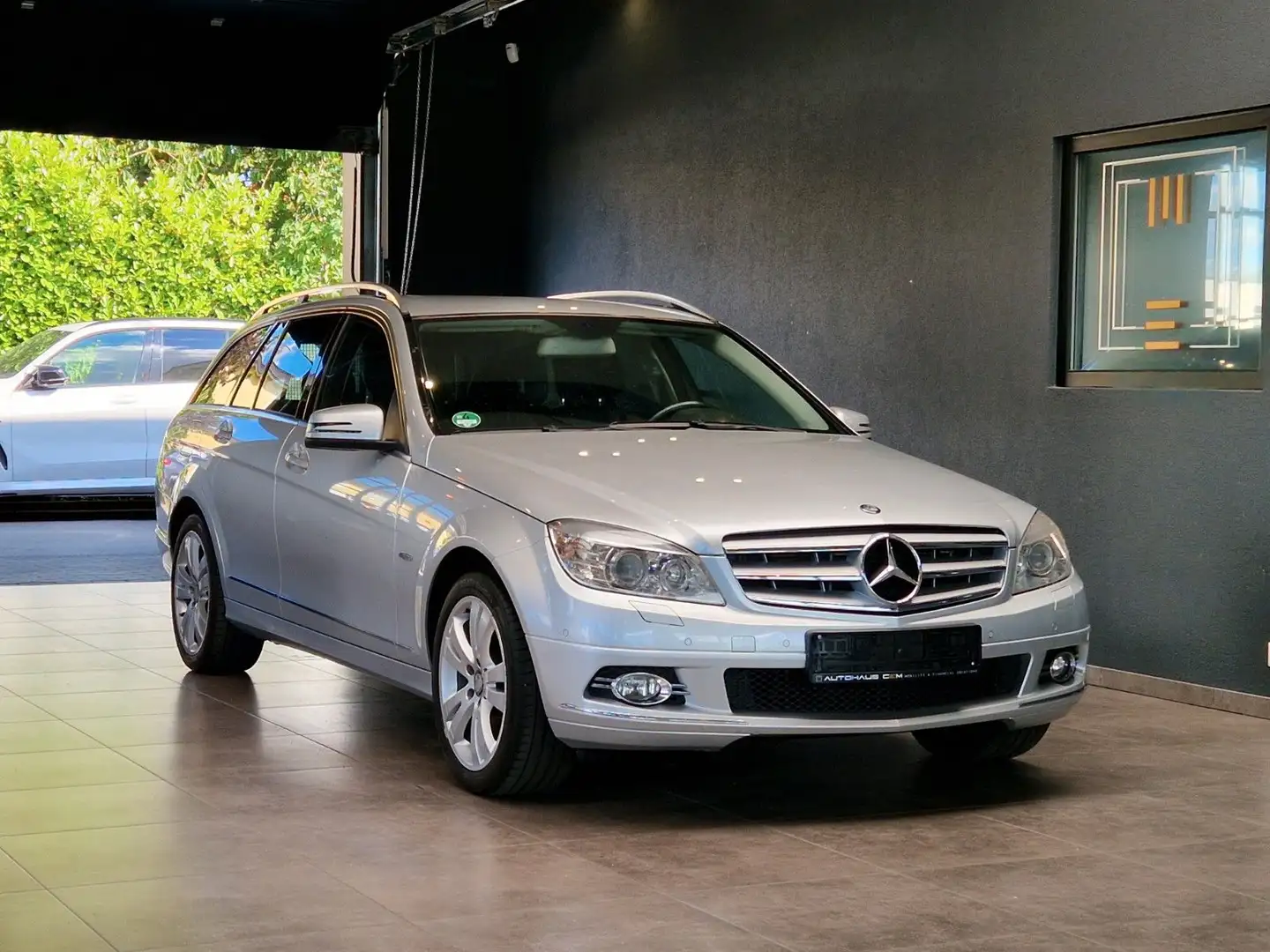 Mercedes-Benz C 250 C250 T CGI BlueEfficiency Avantgarde*AHK*h&k*NAV Silber - 1