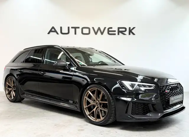 Audi RS4 2.9 TFSI Quattro*HGP 615PS*CARBON*KERAMIK*