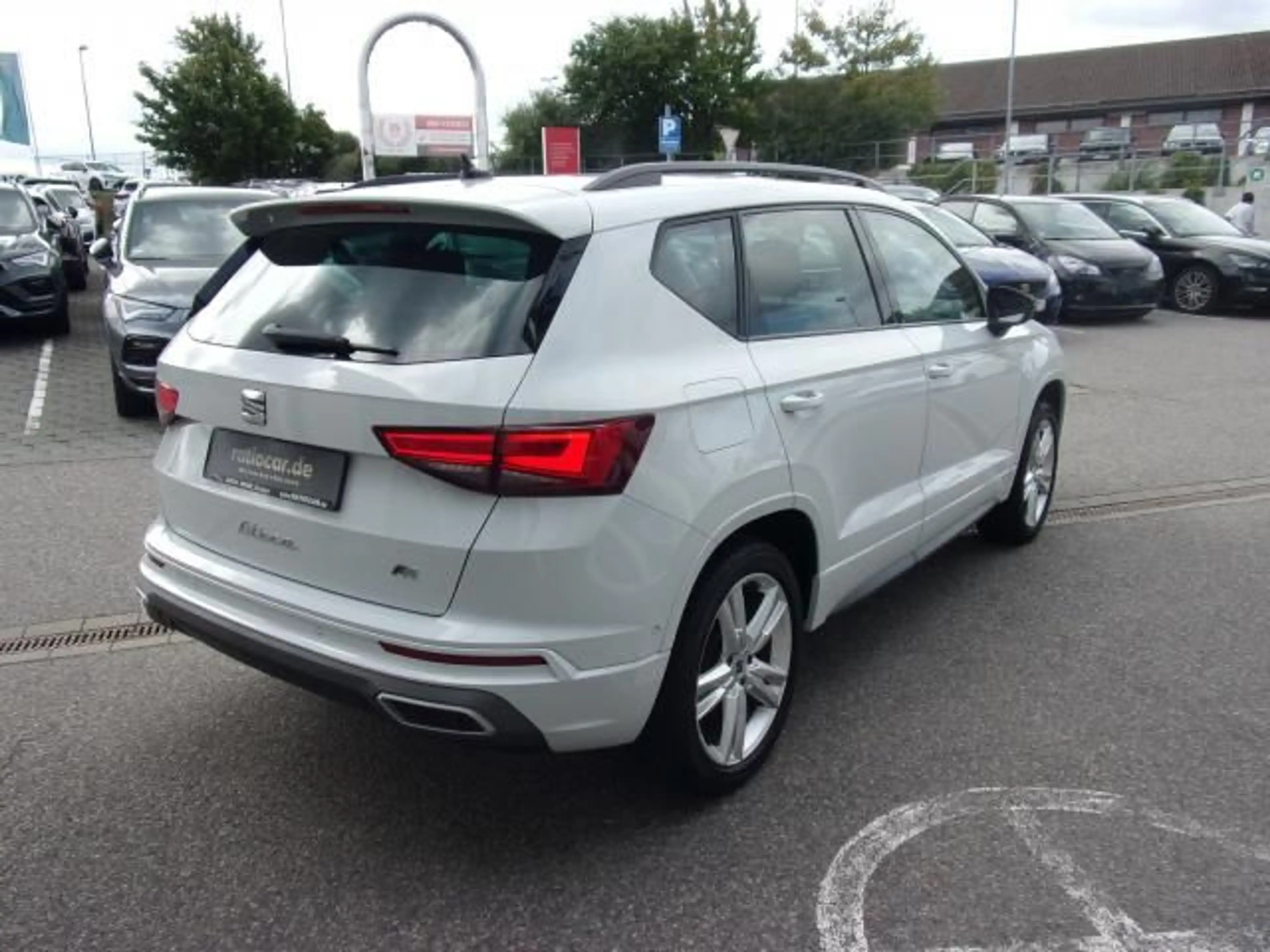 SEAT Ateca ATECA FR 1.5 TSI BEHEIZB.LENKRAD VOLL-LED DAB+ — photo 5