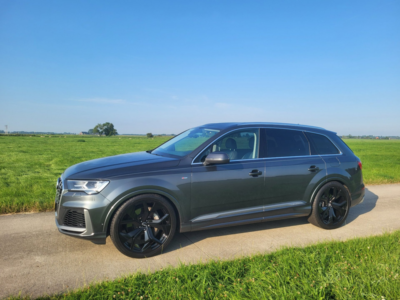 Audi Q7 55 TFSI e quattro S-line camera 23"LMV 80.511km SO — photo 4