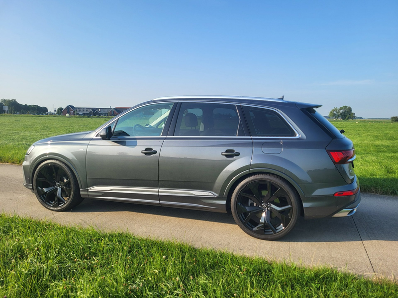 Audi Q7 55 TFSI e quattro S-line camera 23"LMV 80.511km SO — photo 6