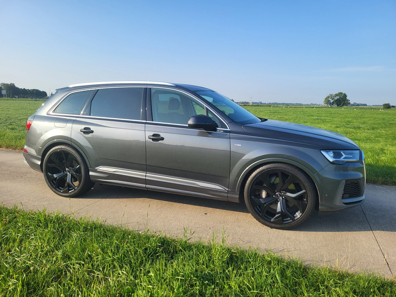 Audi Q7 55 TFSI e quattro S-line camera 23"LMV 80.511km SO — photo 3