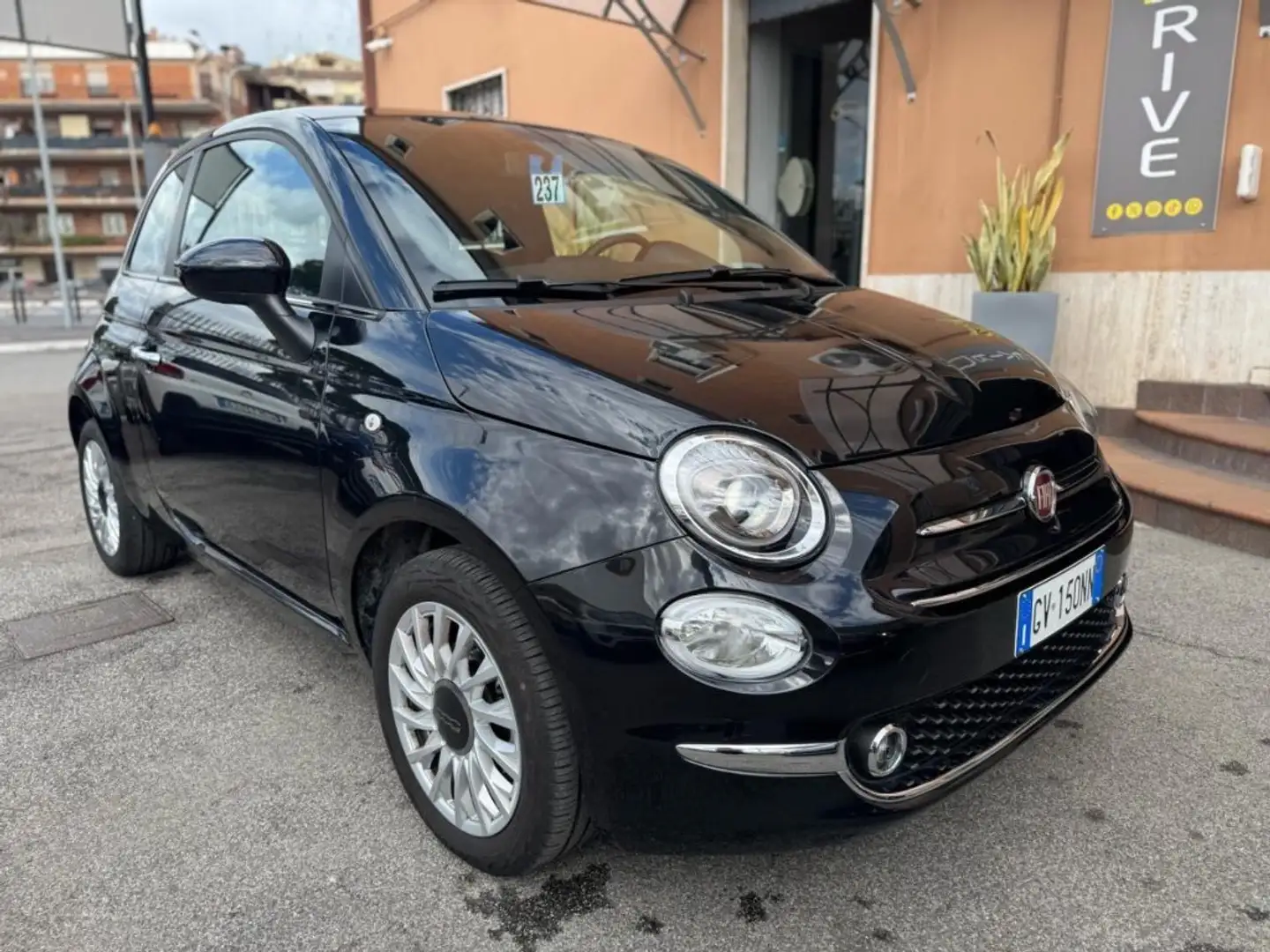 Fiat 500 1.0 Hybrid "TFT digitale/ CLIMA AUT.  + GPL Schwarz - 1