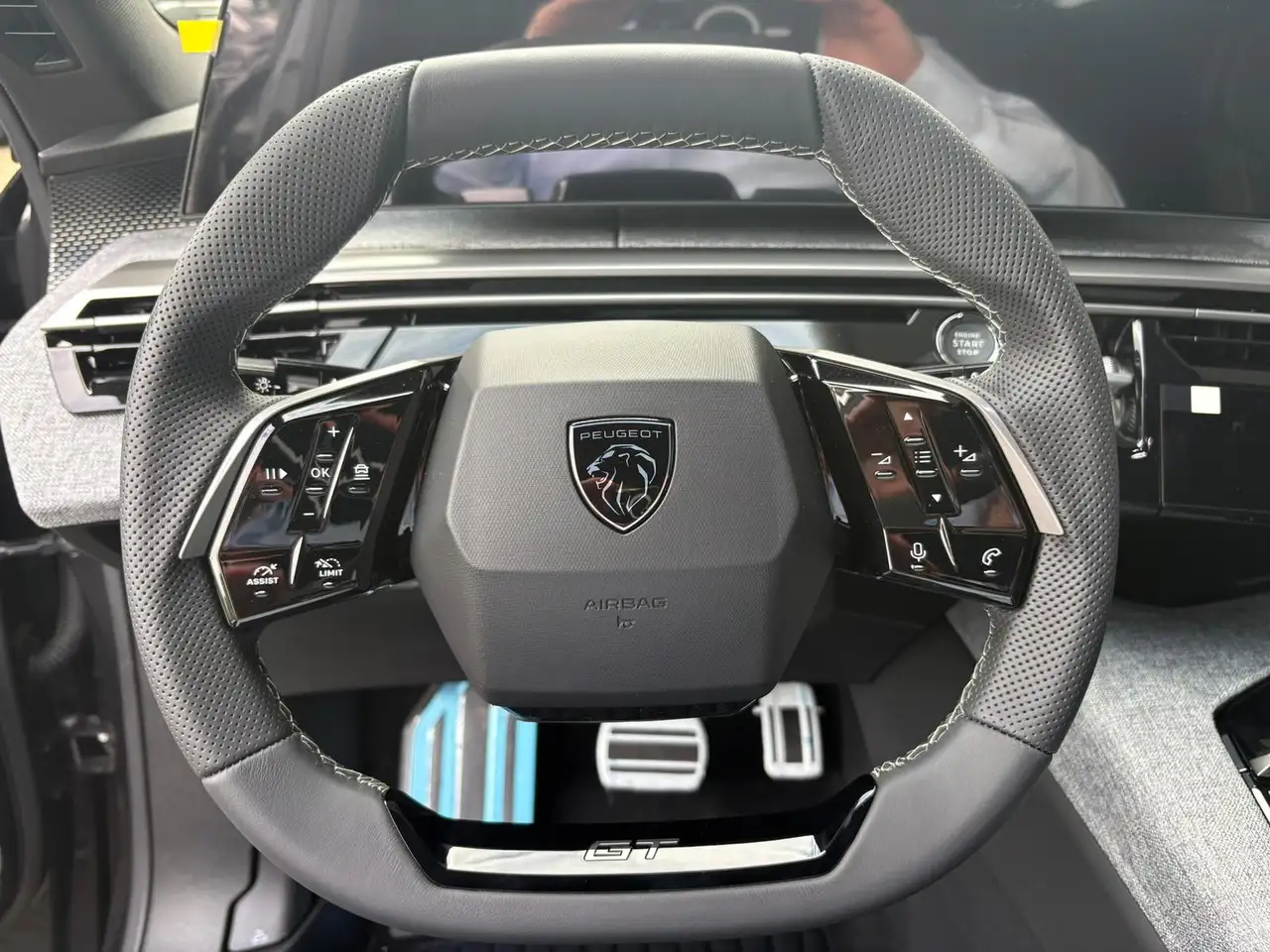 Peugeot 5008 GT Exclus.145 MHEV EAT 7-Sitz AHK Navi 360, миниатюра 7