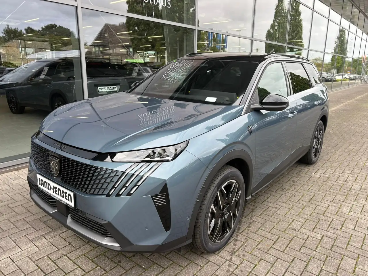 Peugeot 5008 GT Exclus.145 MHEV EAT 7-Sitz AHK Navi 360, миниатюра 2
