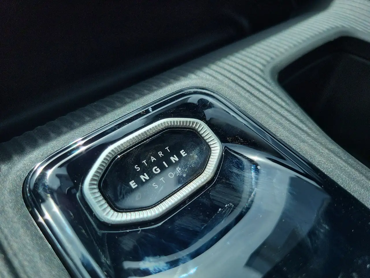 Jeep Cherokee снимка Jeep Cherokee