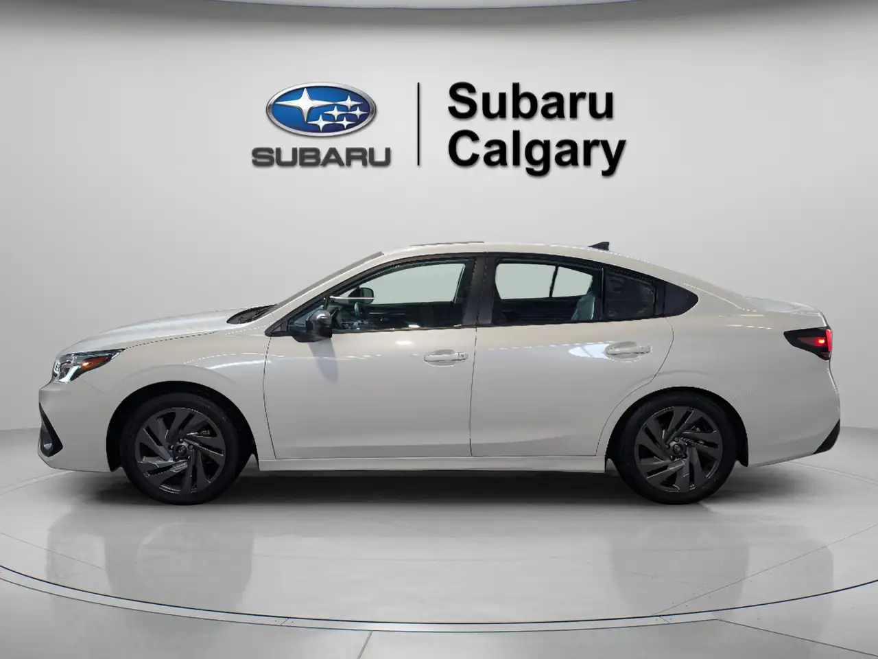 Subaru Legacy снимка Subaru Legacy