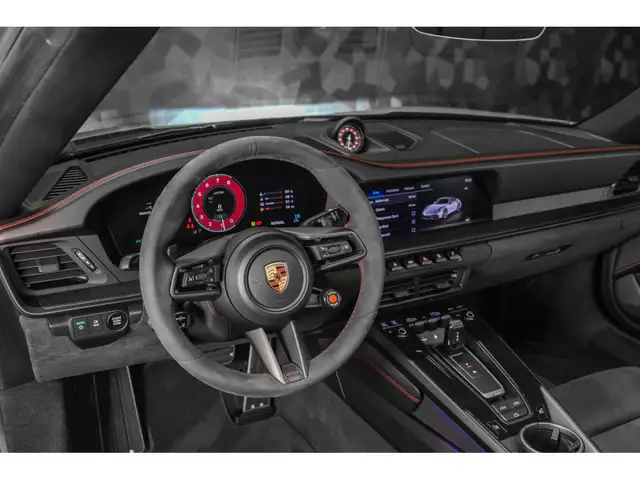 Porsche 911 view 8