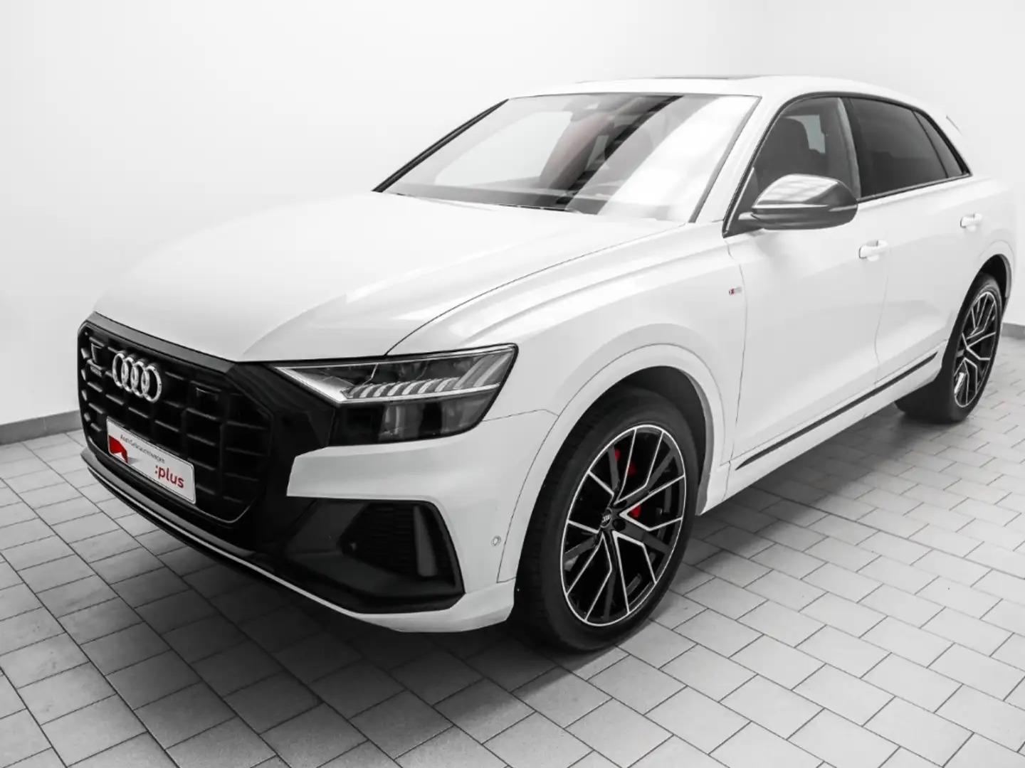 Audi Q8 50 TDI S line competition plus Pano AHK Weiß - 2