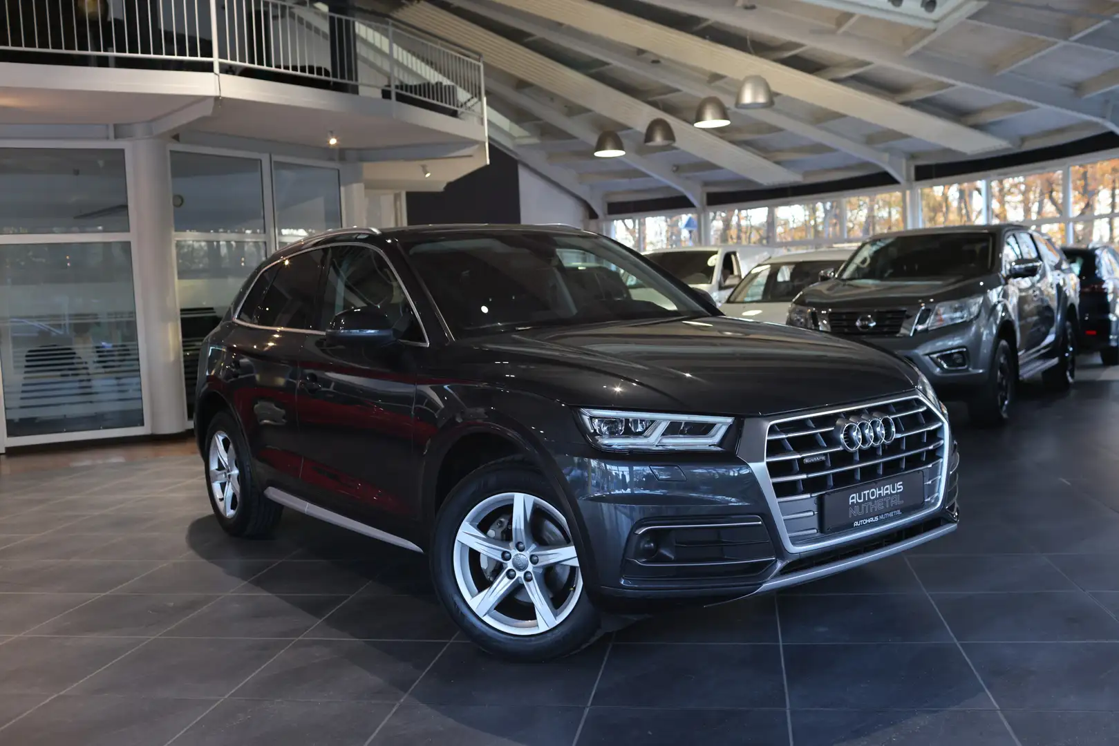 Audi Q5 40 TDI QUAT. SPORT STANDHEIZUNG ANHÄNGERK. Gris - 1