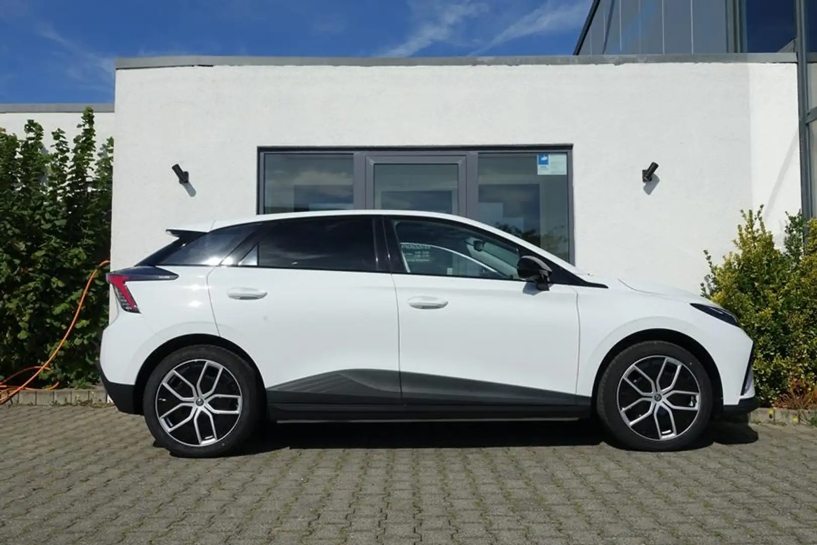 MG MG4 LUXURY 150KW 64 kWh 7J Garantie SOFORT! Weiß - 2