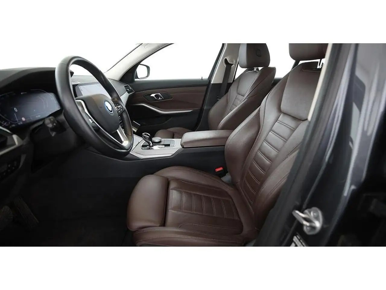 BMW 320 e Limousine Advantage Aut LED LEDER NAVI R-CAM, миниатюра 16
