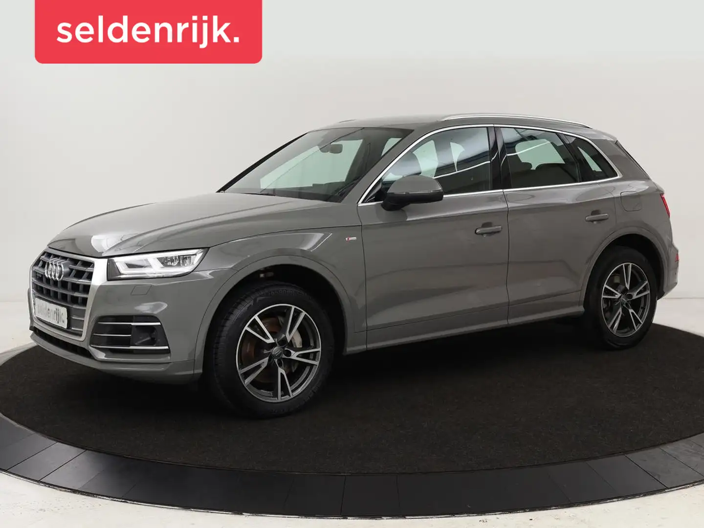 Audi Q5 50 TFSI e quattro S edition | Stoelverwarming | Ad Grijs - 1