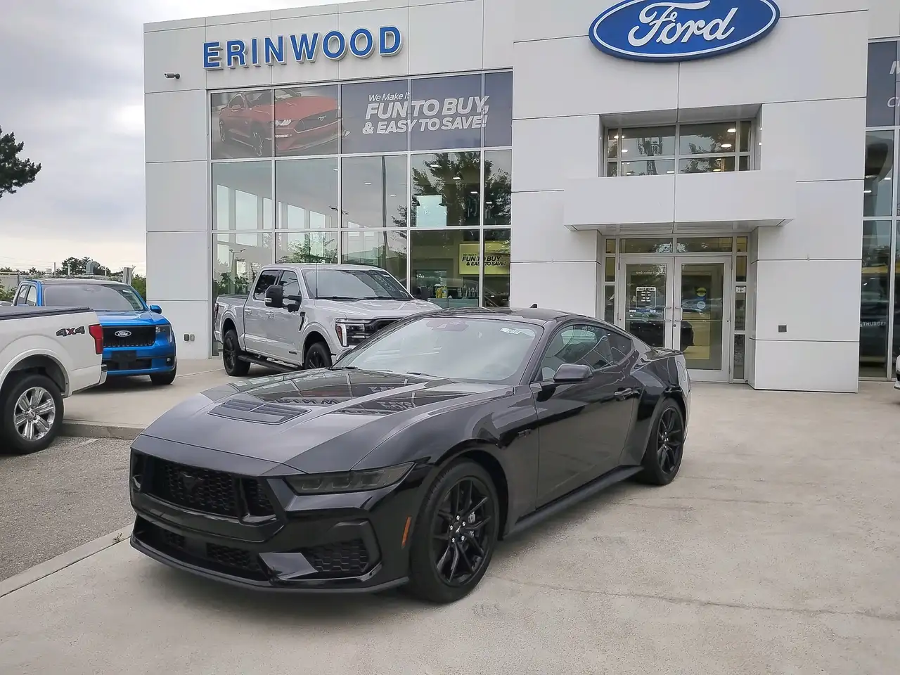 Ford Mustang photo Ford Mustang