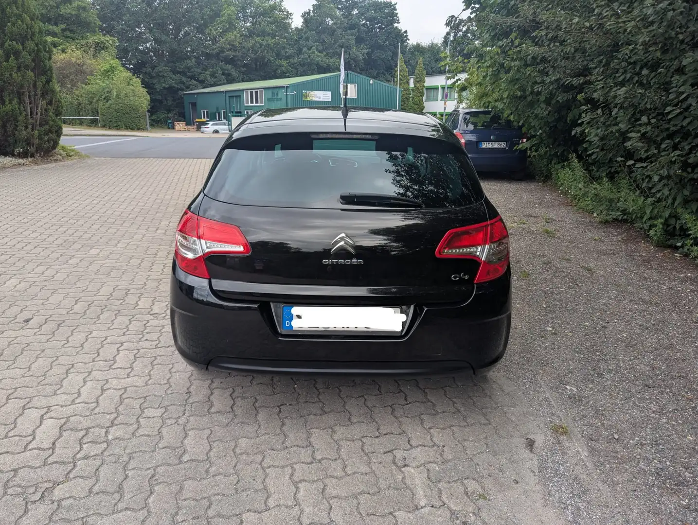 Citroen C4 VTi 120 Tendance gut gepflegt - 2