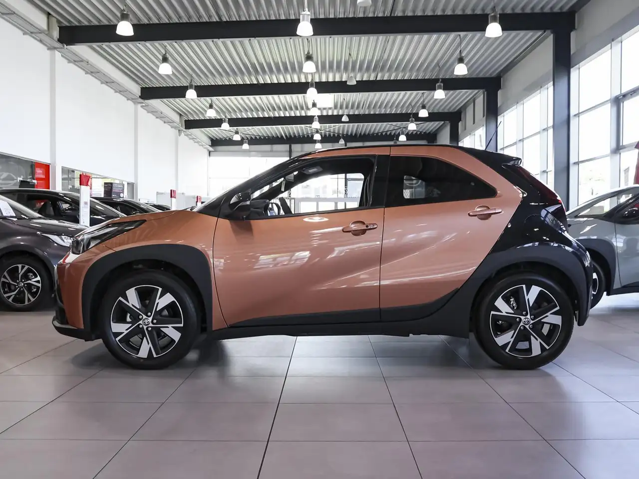 Toyota Aygo X 1.5 Hybrid Teamplayer SHZ PDC KLIMA BT, миниатюра 3