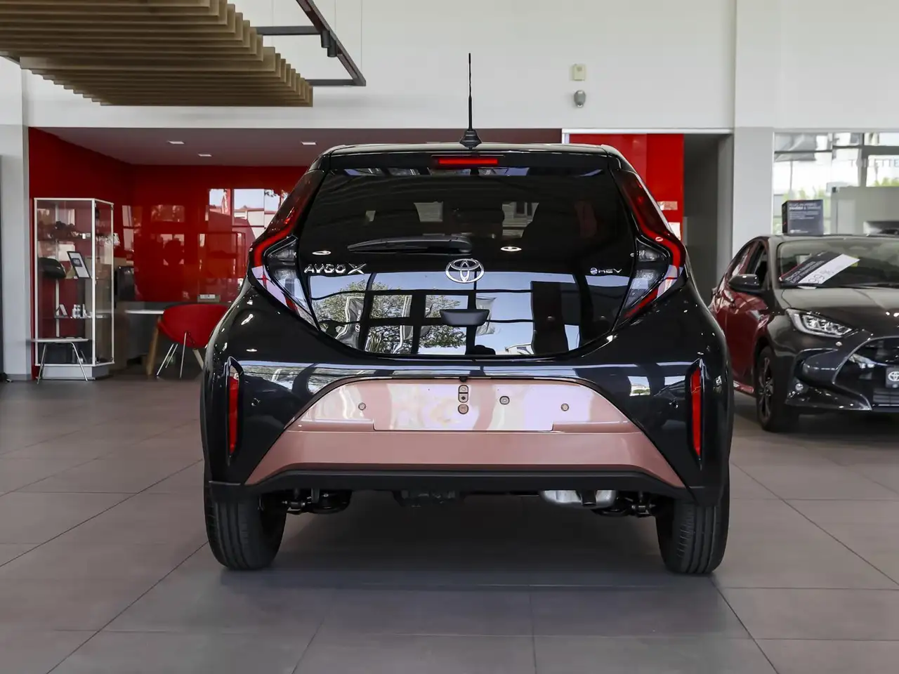 Toyota Aygo X 1.5 Hybrid Teamplayer SHZ PDC KLIMA BT, миниатюра 4